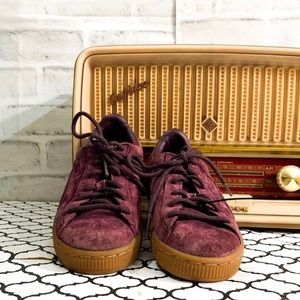 Kids maroon PUMA sneakers - Size 12